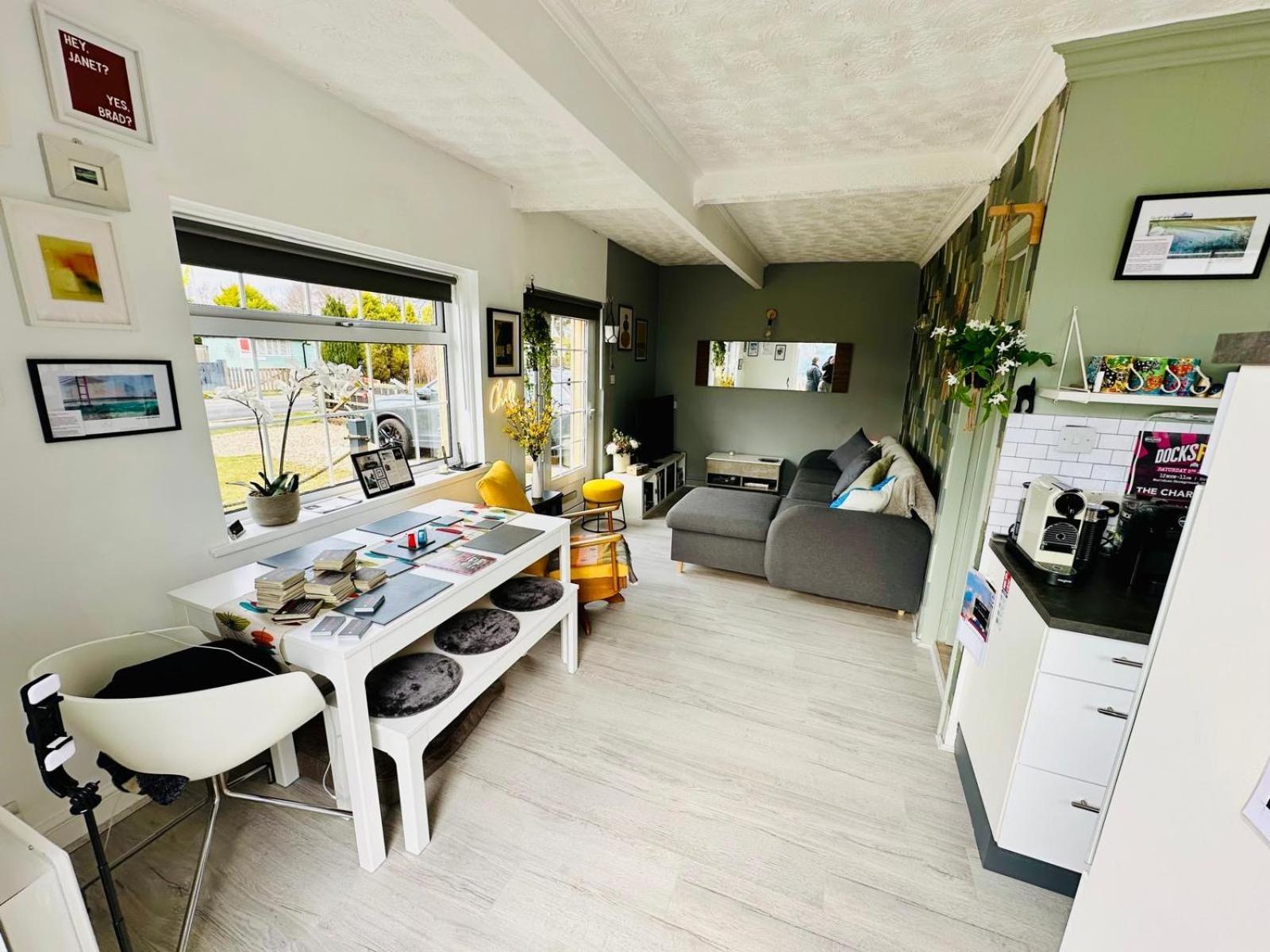 The Chalet By Hip Haus Humberston Exterior foto